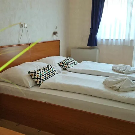 Koenig Hotel 3*